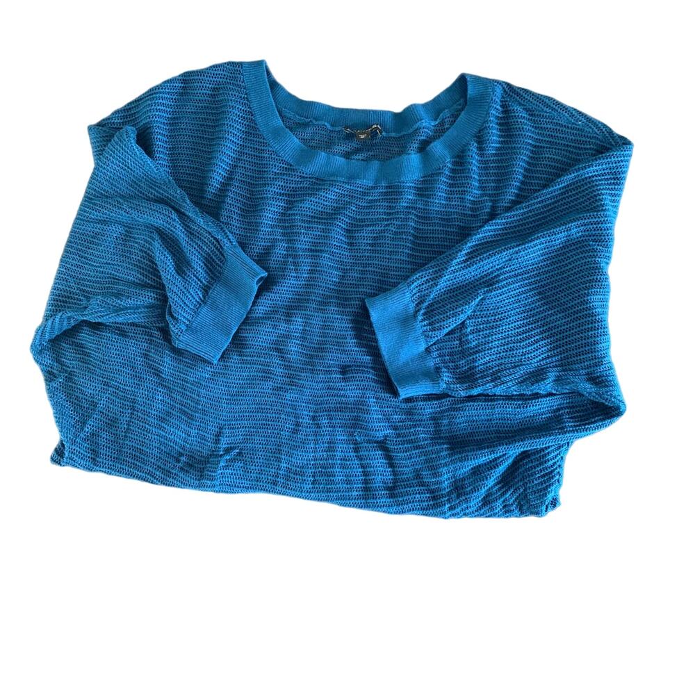 Express Blouse Elbow Length Sleeves Knit Top Round Neck  Size Medium